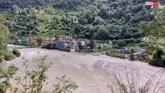 उत्तरकाशी: यमुनोत्री का जलस्तर दो फीट घटा, प्रशासन ने मलबा हटाने की कार्रवाई की तेज