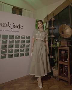 बॉयफ्रेंड संग 'बिग बॉस 19' के घर में दिखी ये हसीना, 10 फोटोज में देखें खूबसूरती