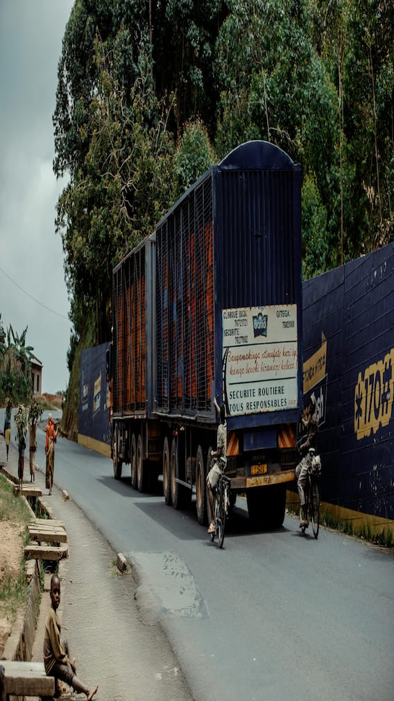 चीन में ट्रक ड्राइवर को कितनी मिलती है सैलरी?