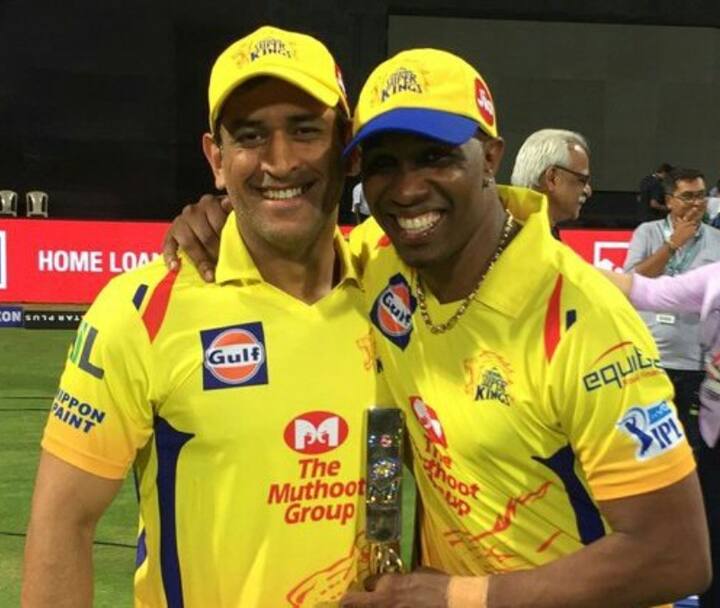 सबसे ज्यादा टी20 विकेट लेने के मामले में दूसरे नंबर पर वेस्टइंडीज के तेज गेंदबाज ड्वेन ब्रावो हैं. ब्रावो ने 582 मैचों में 631 विकेट लिए हैं. वह आईपीएल में चेन्नई सुपर किंग्स समेत दुनिया भर की कई बड़ी टीमों के साथ खेल चुके हैं. अपने करियर में उन्होंने 4 बार फाइव विकेट हॉल किया है.