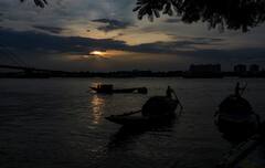 Weather Update: দক্ষিণবঙ্গে ফের ভারী বৃষ্টির পূর্বাভাস, উত্তরেও দুর্যোগের আশঙ্কা; ভিজবে কোন কোন জেলা?