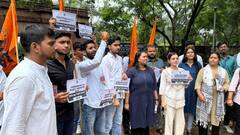 DUSU चुनाव में 1 लाख के चुनावी बॉन्ड को लेकर बवाल, ABVP ने किया प्रदर्शन