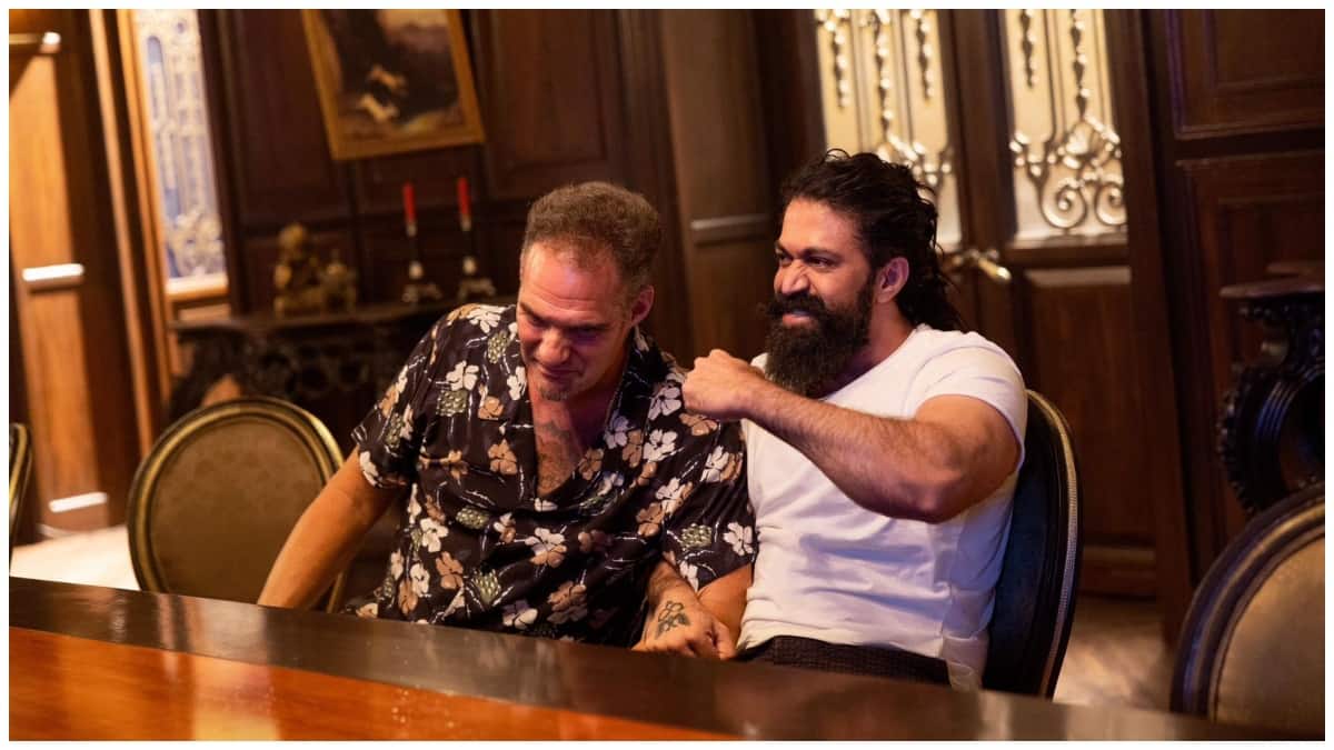 Toxic Movie Update : యశ్ 'టాక్సిక్' మూవీ కోసం హాలీవుడ్ టాప్ యాక్షన్ కొరియోగ్రాఫర్.. 45 రోజుల యాక్షన్ సీక్వెన్స్!