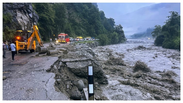 Raging Beas Destroys Manali Highway, Sher-e-Punjab Restaurant Swept Away: Watch