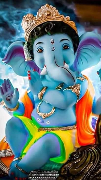 बाप्पाला प्रसन्न करण्यासाठी राशीनुसार 'हे' उपाय!