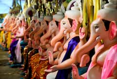 Ganesh Chaturthi 2025: बप्पा के भव्य स्वागत को तैयार है मुंबई, पुलिस ने ट्रैफिक में किया बदलाव, की ये अपील