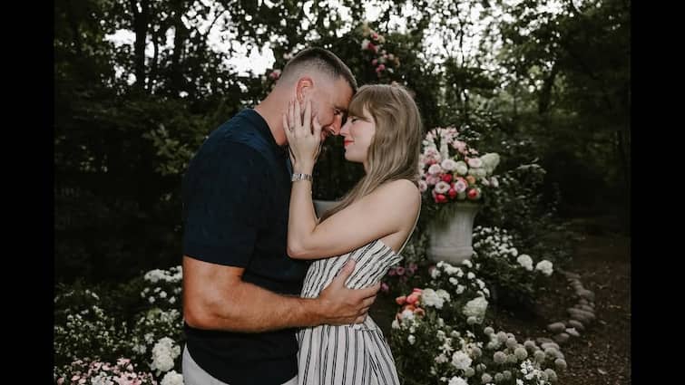 Taylor Swift And Travis Kelce Are Officially Engaged! See FIRST Photos