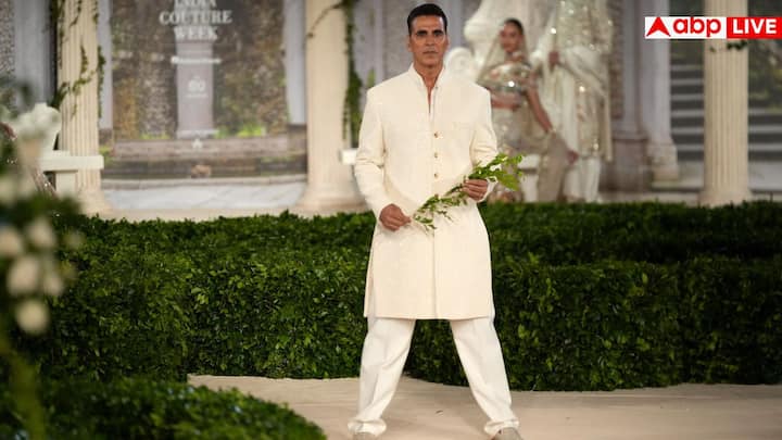 हाल ही में ‘Your Body Already Knows’ बुक लॉन्च के मौके पर अक्षय ने अपने डाइट रूटीन के बारे में बताया. उन्होंने कहा, “शाम का जल्दी डिनर बहुत ज़रूरी है. जब हम सोते हैं, हमारी आंखें, पैर और हाथ आराम कर रहे होते हैं, लेकिन पेट आराम नहीं करता अगर हमने देर से खाना खाया हो.”