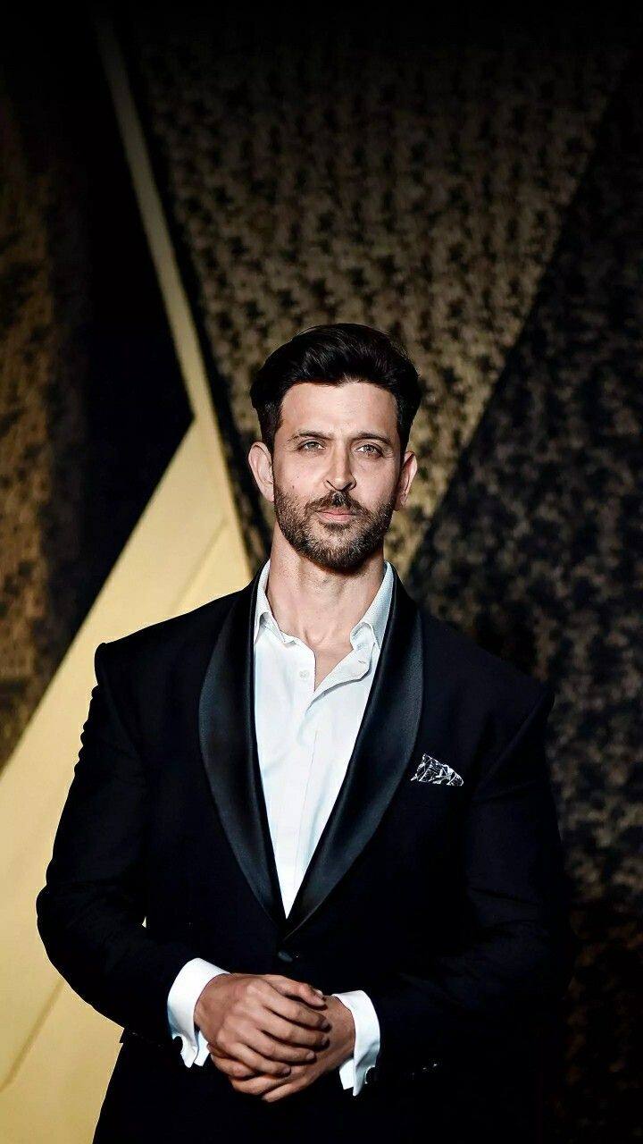 ऋतिक रोशन के चीट डे पर बात करते हुए उनके शेफ ने बताया कि अभिनेता को तंदूरी चिकन, बार्बेक्यू चिकन, बिना कार्बोहाइड्रेट वाला बर्गर और ज्वार बेस वाला पिज्जा खाना पसंद है. इसके साथ ही मीठे में प्रोटीन रिच ब्राउनी खाना बहुत पसंद है.