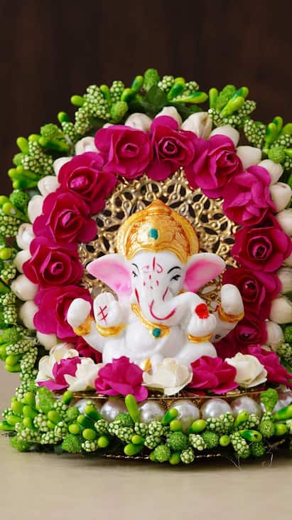 इस फूल के बिना अधूरी है गणेश जी की पूजा