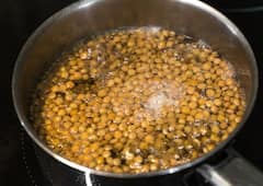 प्रेशर कुकर में नहीं पक रही है आपकी दाल? तो अपनाएं ये आसान से देसी हैक्स