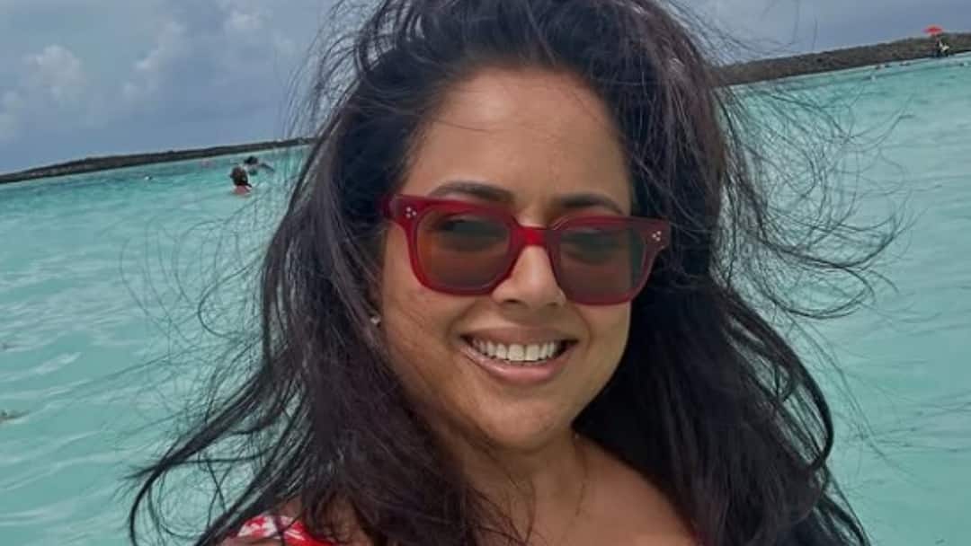 sameera-reddy-post-pregnancy-weight-gain-trolling Sameera Reddy Reveals Struggles With Post-Pregnancy Weight Gain, Says ‘I Went From Slim To 105 Kg’