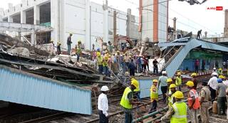 कटक रेलवे स्टेशन पर बड़ा हादसा, प्लेटफॉर्म पर गिरी जर्जर दीवार, जानें फिर क्या हुआ?