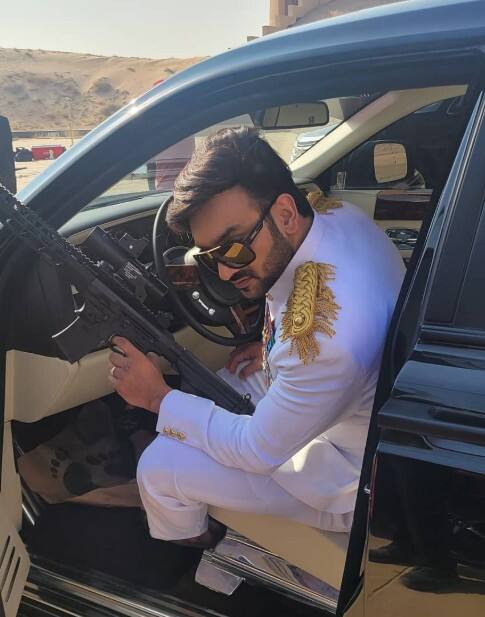 ਮਸ਼ਹੂਰ ਗਾਇਕ ਨੂੰ ਜਾਨੋਂ ਮਾਰਨ ਆਏ 5 ਸ਼ੂਟਰ, ਪੁਲਿਸ ਨੇ ਇੰਝ ਕੀਤੇ ਕਾਬੂ...