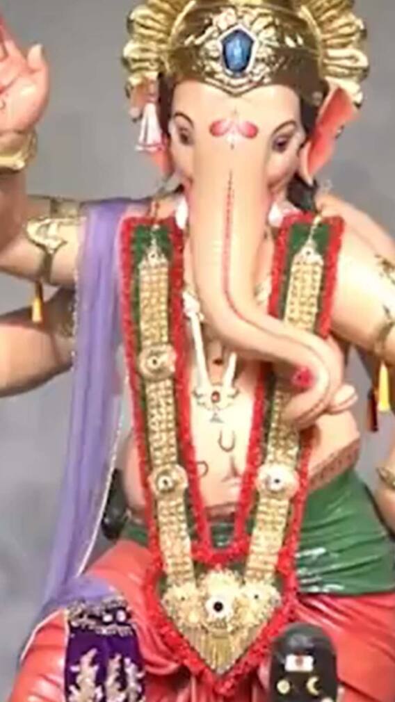 महाराष्ट्र में गणेश चतुर्थी की धूम, गणपति का हुआ भव्य स्वागत