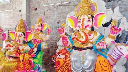 697 விநாயர் சிலைகள் பிரதிஷ்டை: இது தஞ்சை மாவட்டம் முழுவதும்ங்க!!!