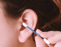 कान में खुजली होने पर तुरंत कराएं चेकअप, वरना हो सकती हैं ये समस्याएं