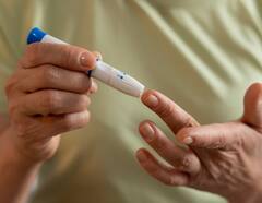 इन बीमारियों का काल है नीम की कोमल पत्तियां, इस टाइम करें सेवन