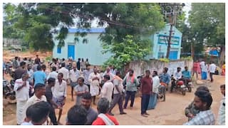 Adilabad Latest News: ఉమ్మడి ఆదిలాబాద్ జిల్లాలో రైతుల యూరియా కష్టాలు - రోడ్డు ఎక్కుతున్న అన్నదాతలు