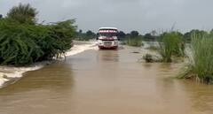 भरतपुर में बस ड्राइवर ने जोखिम में डाली 45 जान, थमी रहीं यात्रियों की सांसे, बड़ा हादसा टला