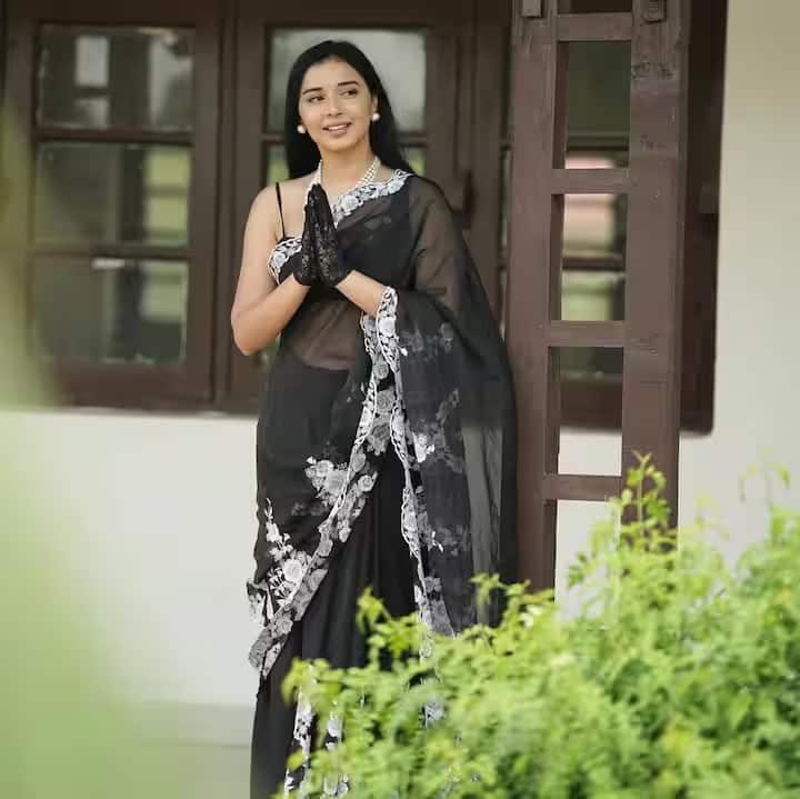 तान्या मित्तल बिग बॉसच्या घरात प्रवेश करताच तिचा कथित माजी प्रियकर बलराज सिंहनं त्याच्या यूट्यूब चॅनेलवर तिच्याबद्दल अनेक चांगल्या आणि वाईट गोष्टी सांगितल्या आहेत. तो म्हणाला की, एक काळ असा होता, जेव्हा तान्या त्याची मोठी चाहती होती. पण, त्यांची मैत्री फार काळ टिकली नाही.