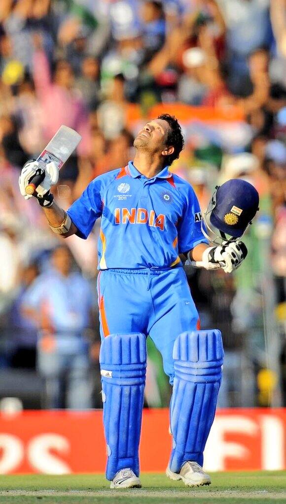 सचिन ने साल 1998 में 65.31 की औसत से 34 मैचों में 1894 रन बनाए थे. सचिन ने इस दौरान 7 अर्धशतक और 9 शतक जड़े थे. सचिन ने उस साल 102.15 की स्ट्राइक रेट से रन बनाए थे.