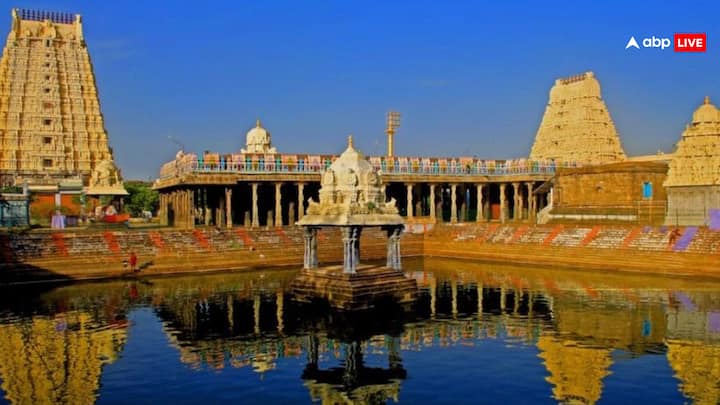 चिदंबरम का नटराज मंदिर जिसका शिविलंग आकाश के सामान है. मुख्य मंदिर खाली है. निराकार ब्रह्मांडीय अंतरिक्ष के रूप में शिव का प्रतिनिधित्व करता है. एक सुनहरा चिदंबर रहस्य पर्दा इसे शून्य को छुपाता है. केवल ज्ञान ही रहस्य को समझ सकते हैं.