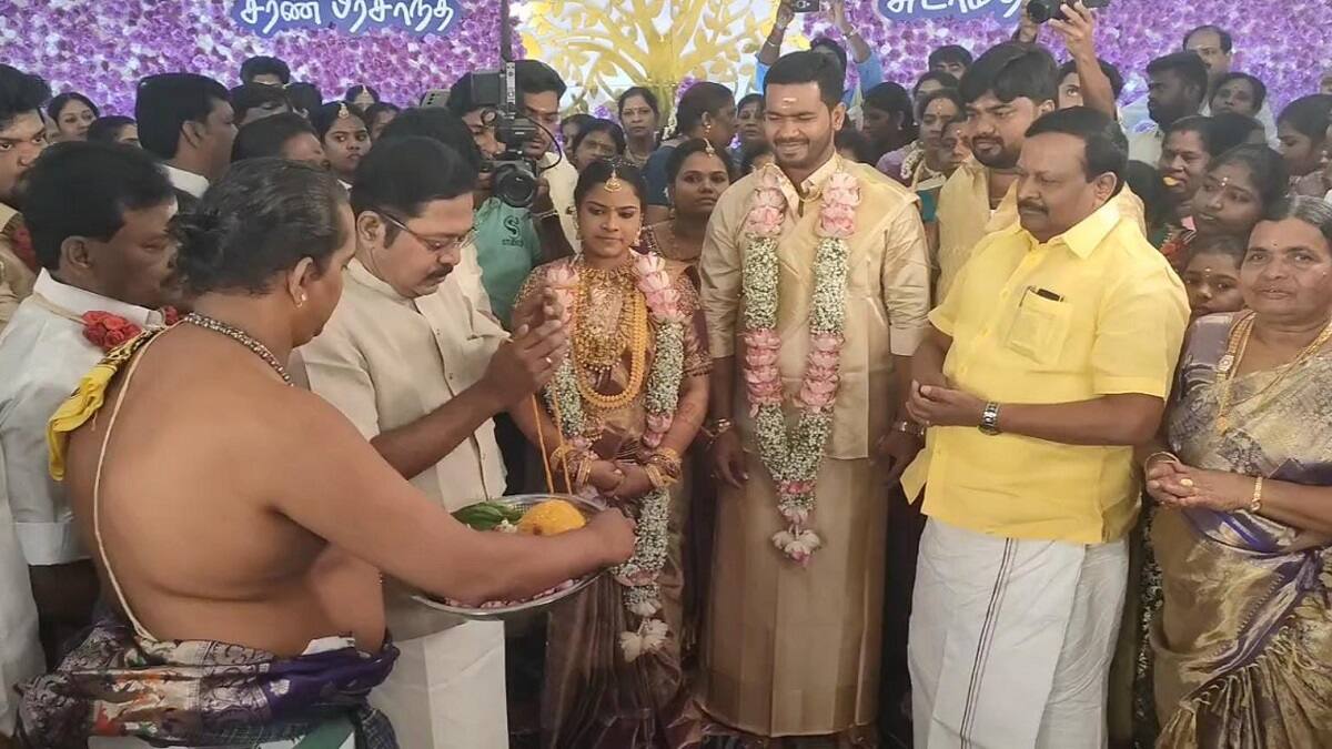 விஜய் அரசியல் என்ட்ரி: டிடிவி தினகரன் பரபரப்பு கருத்து! 2026 தேர்தலில் மாஸ் காட்டும் விஜய்?