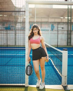 Sakshi Malik Photo: પિંક સ્પોર્ટ્સ બ્રા અને બ્લેક સ્કર્ટમાં સાક્ષી મલિકનો ગ્લેમરસ સ્પોર્ટી લુક વાયરલ