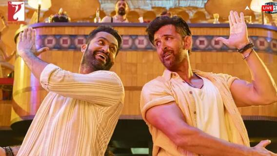 War 2 Box Office Collection Day 15: तीसरे गुरुवार बुरी तरह लुढ़की 'वॉर 2', क्या 'टाइगर 3' का कर पाएगी शिकार, जानें- कलेक्शन