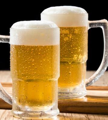 ਜ਼ਿਆਦਾ ਬੀਅਰ ਪੀਣ ਨਾਲ ਸਿਹਤ ‘ਤੇ ਪੈਂਦੇ ਇਹ ਮਾੜੇ ਪ੍ਰਭਾਵ! ਵਜ਼ਨ ਵੱਧਣ ਤੋਂ ਲੈ ਕੇ ਦਿਲ ਲਈ ਖੜ੍ਹੀਆਂ ਹੁੰਦੀਆਂ ਦਿੱਕਤਾਂ