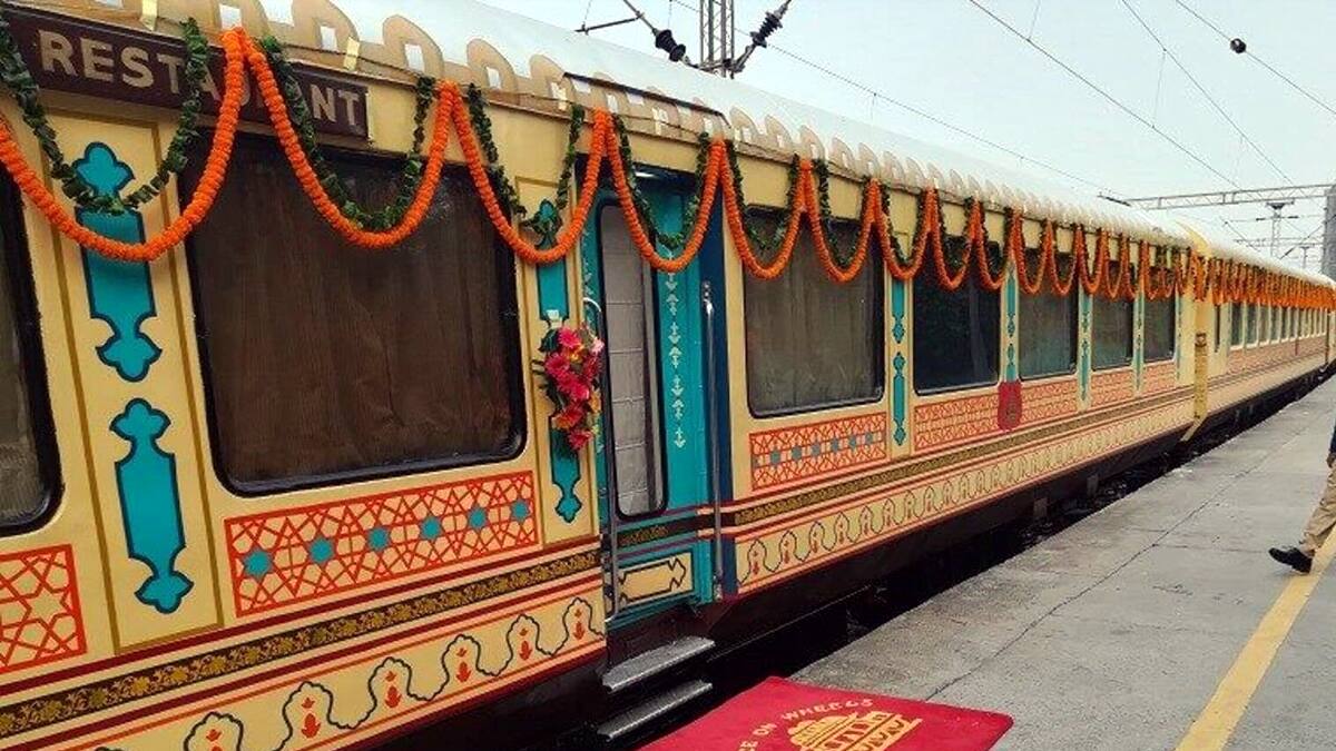 இந்தியாவில் சொகுசு ரயில் பயணம்: அரண்மனை அனுபவம், பிரமிக்க வைக்கும் இடங்கள் - கட்டணம் எவ்வளவு தெரியுமா?