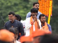 Manoj Jarange Patil: ‘इतिहास हा कर्तृत्ववाला लक्षात ठेवतो’; मनोज जरांगे मुंबईत दाखल होण्याआधी भाजपकडून बॅनरबाजी