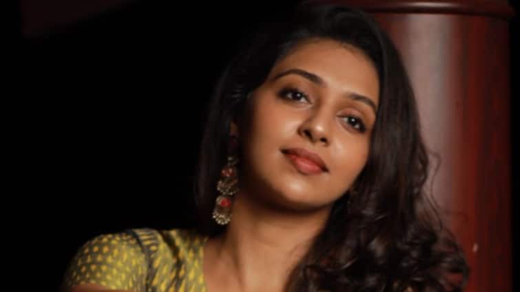 <div>Why Actor Lakshmi Menon Faces Case In Kochi Techie’s Alleged Kidnapping & Assault — Explained</div>