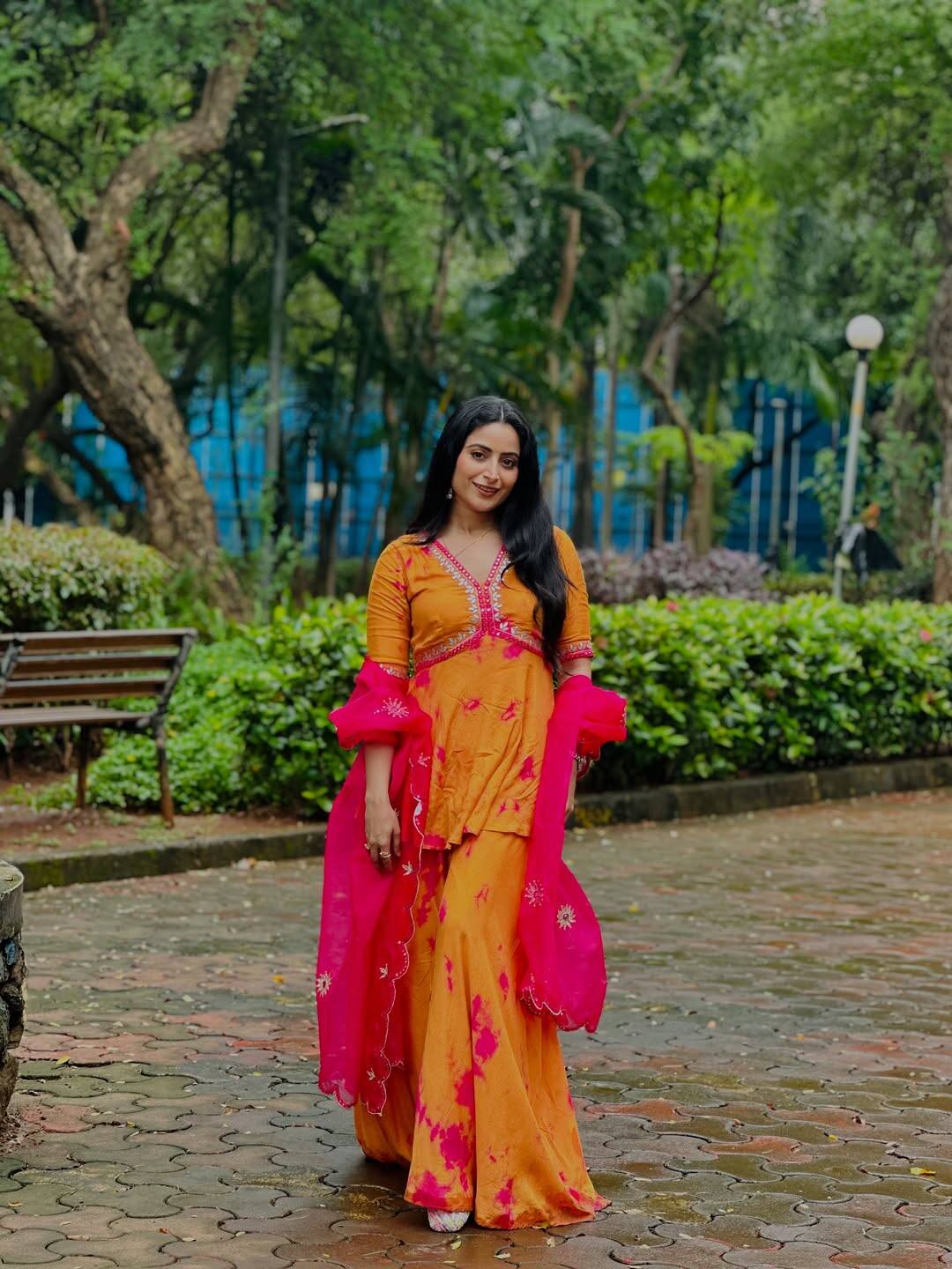 Aishwarya Sharma and Neil Bhatt have not been seen together for a long time. After which the fans have started getting tension with them.