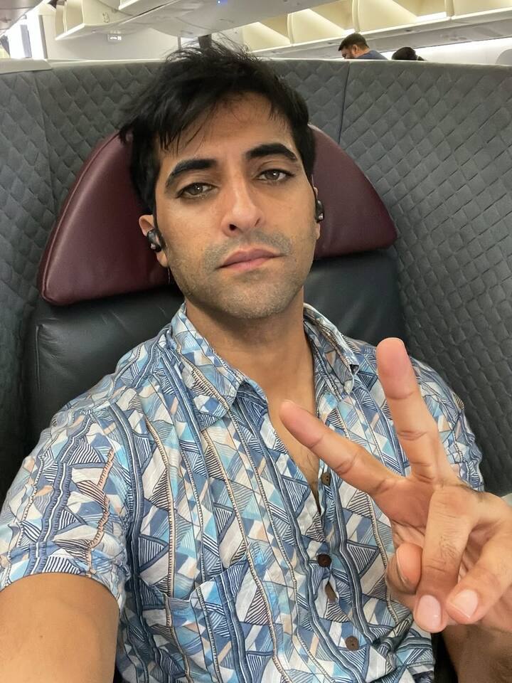 ना ही किसी कास्टिंग डायरेक्टर को. मैंने कभी भी इस चीज का इस्तेमाल अपने फायदे के लिए नहीं किया है. मैंने कभी उनके नाम का इस्तेमाल नहीं किया है.