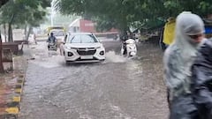 Anand Rain: આણંદ શહેરમાં મુશળધાર વરસાદ, નીચાણવાળા વિસ્તારોમાં ભરાયા પાણી