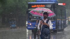 अगस्त में बारिश का 15 सालों का रिकॉर्ड टूटा, सड़क पर जूझते दिखे लोग, देखें तस्वीरें