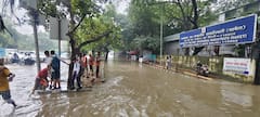 Delhi Rains: दिल्ली में आफत की बारिश, सड़कें बनी स्विमिंग पूल, जलभराव से बढ़ी परेशानी, देखें तस्वीरें
