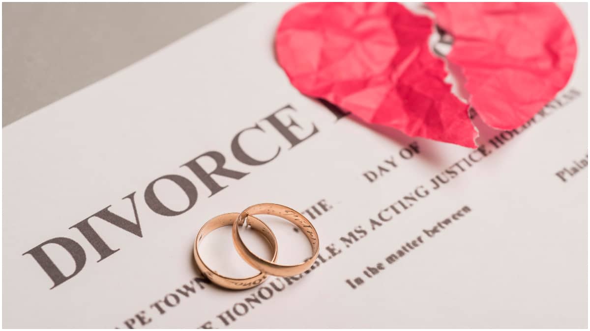 First Hindu woman divorce in India : ఇండియాలో విడాకులు తీసుకున్న తొలి హిందూ మహిళ.. రుఖ్మాబాయి రౌత్ పూర్తి స్టోరీ ఇదే