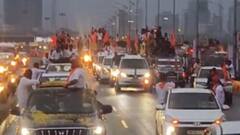 Manoj Jarange Mumbai Maratha Morcha: आझाद मैदान मराठ्यांच्या गर्दीनं तुडुंब भरलं, रस्त्यांवरही गर्दी जमण्यास सुरुवात; मुंबईच्या वेशीवरही हजारो गाड्यांचा ताफा