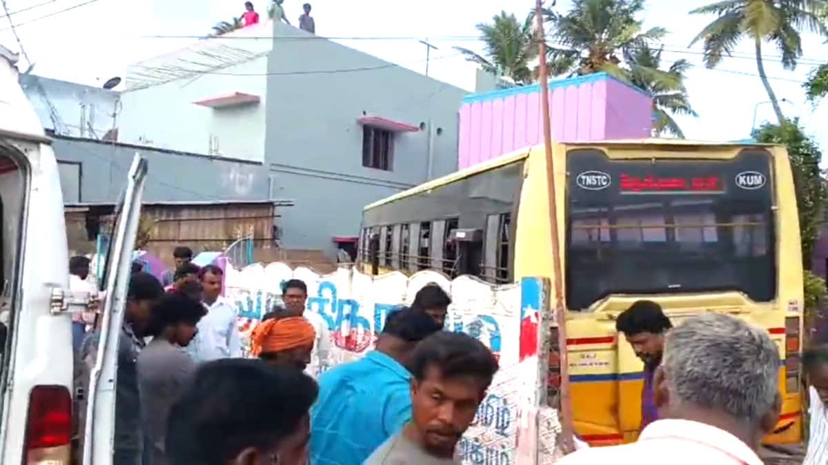 சீர்காழி அருகே கோர விபத்து: சுவரை உடைத்து கொண்டு வீட்டுக்குள் புகுந்த பேருந்து - தூய்மைப் பணியாளர் உட்பட இருவர் உயிரிழந்த சோகம்