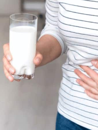 ખાલી પેટે દૂધ પીવું યોગ્ય છે કે અયોગ્ય?