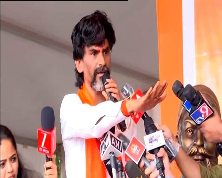 Manoj Jarange Patil: मराठा आरक्षणसाठी मनोज जरांगे पाटील यांनी मुंबईतील आझाद मैदानात आंदोलन सुरु केलंय.