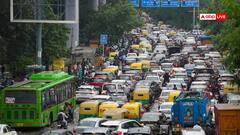 दिल्ली में भारी बारिश के चलते भीषण जाम, यात्रियों ने ट्रैफिक पुलिस से की शिकायतें