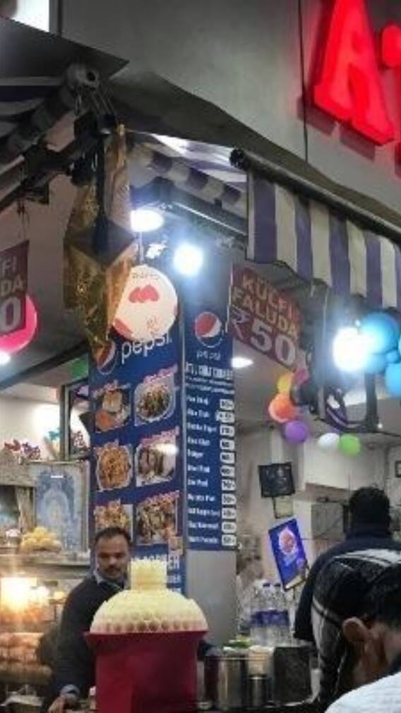 बारिश के मौसम में दिल्ली के स्ट्रीट फूड के टॉप हॉटस्पॉट्स