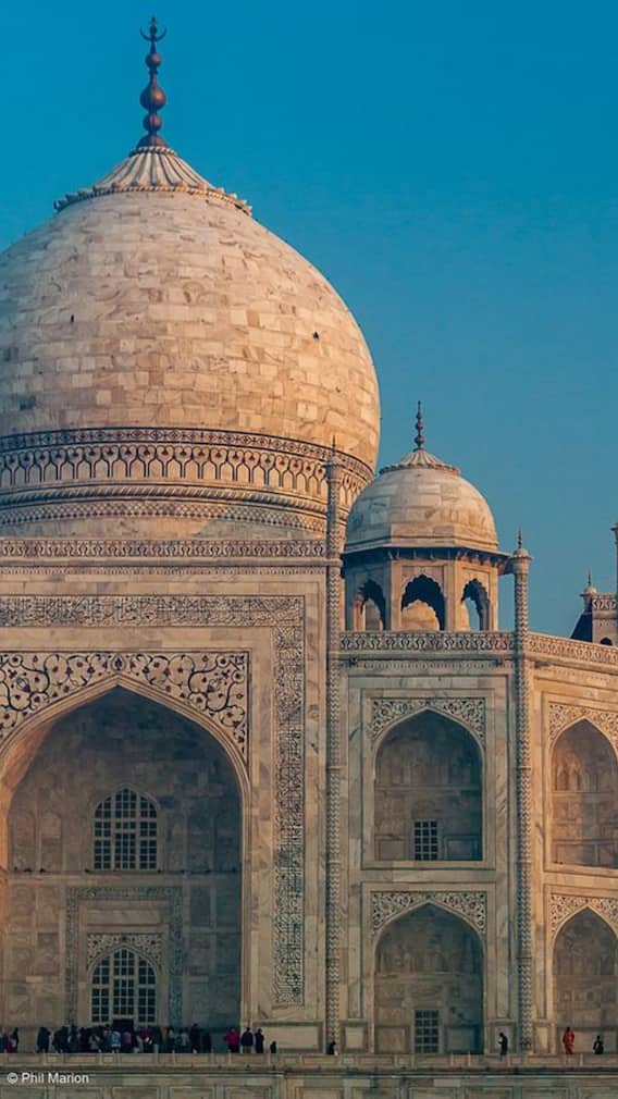 बारिश के इस मौसम में ताजमहल की सैर बनाएं यादगार, पार्टनर संग प्यार भरे लम्हों को तस्वीरों में कैद करें