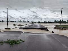 తెలంగాణలో భారీ వర్షాలు, వరదల ప్రభావంతో ధ్వంసమైన రహదారుల నష్టం ఎంతంటే..!
