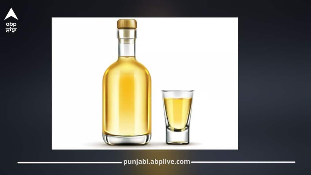 OMG! Woman's Photo Missing on E-Ration Card, Image of Alcohol Bottle Appears ਈ-ਰਾਸ਼ਨ ਕਾਰਡ 'ਤੇ ਔਰਤ ਦੀ ਥਾਂ ਸ਼ਰਾਬ ਦੀ ਬੋਤਲ ਦੀ ਫੋਟੋ! ਹੈਰਾਨੀਜਨਕ ਘਟਨਾ ਨੇ ਮਚਾਈ ਹਲਚਲ, ਜਾਣੋ ਪੂਰਾ ਮਾਮਲਾ