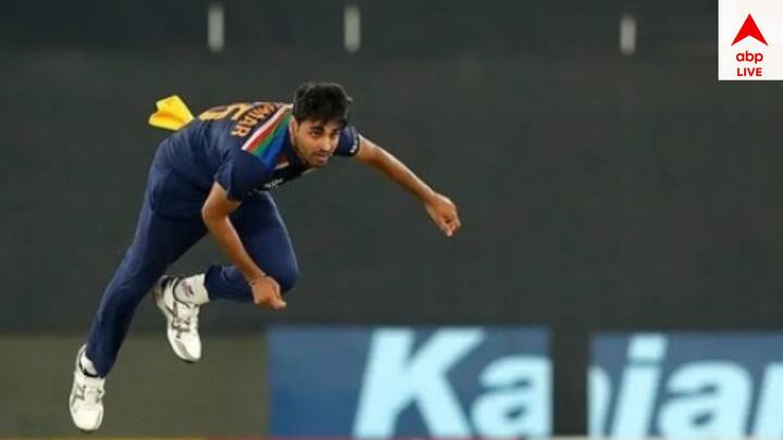 তালিকায় সবার আগে রয়েছেন ভুবনেশ্বর কুমার। এশিয়া কাপে বোলারদের মধ্যে সবচেয়ে সেরা স্পেলটি ভুবনেশ্বরই করেছিলেন। ২০২২ সালে আফগানিস্তানের বিরুদ্ধে ম্য়াচ নজির গড়েছিলেন।